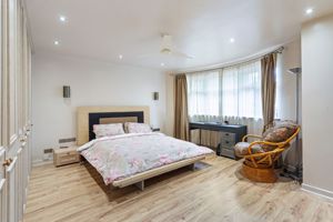 Photo 2- click for photo gallery